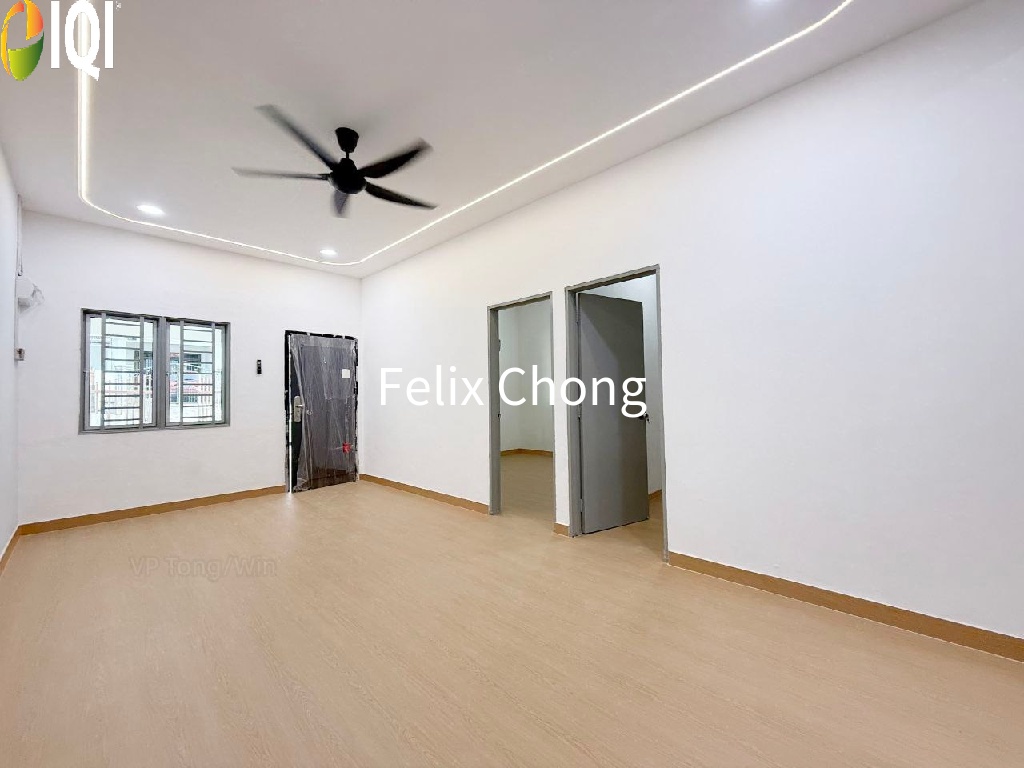 Taman Damai 1 Sty Terrace,Jalan Manggis,Senai,Renovated,Full Loan image