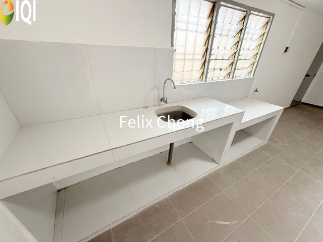 Taman Damai 1 Sty Terrace,Jalan Manggis,Senai,Renovated,Full Loan image