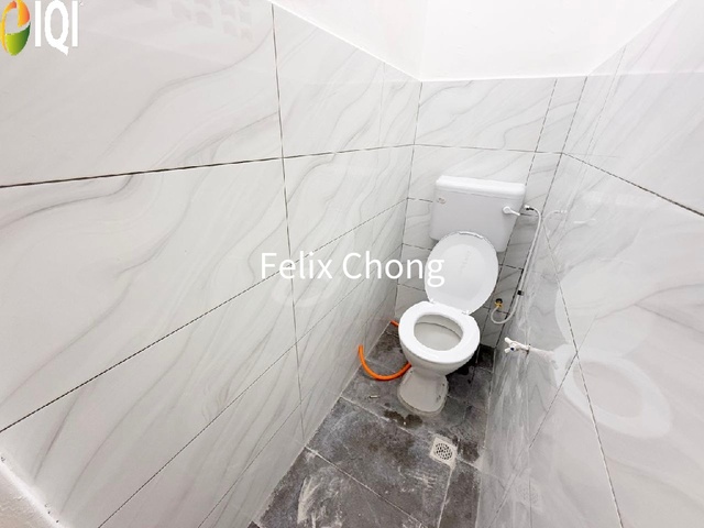 Taman Damai 1 Sty Terrace,Jalan Manggis,Senai,Renovated,Full Loan image