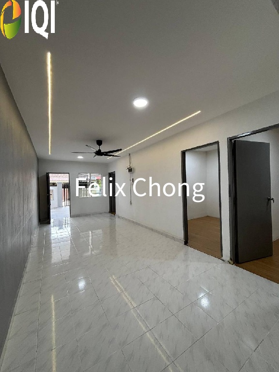 Taman Universiti 1 Sty Low Cost,Jalan Kebangsaan,Skudai,Renovated image