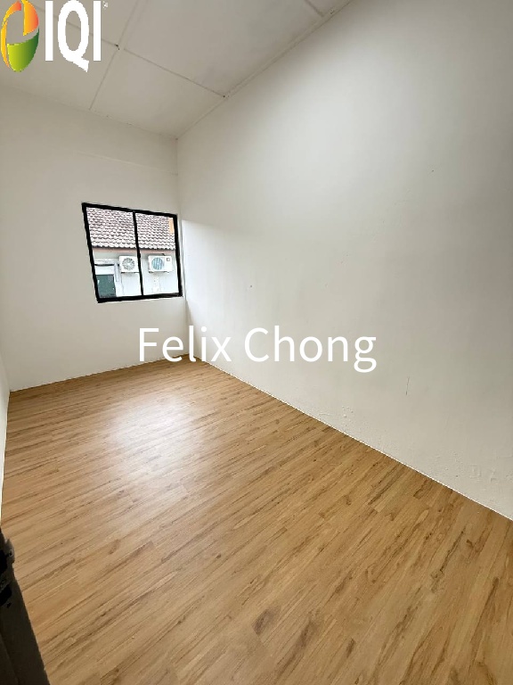 Taman Universiti 1 Sty Terrace,Jalan Penyiaran,Skudai,Renovated,Bumi Lot image