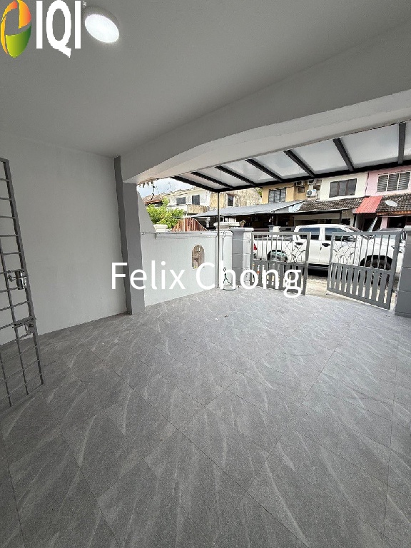 Bandar Seri Alam 2 Sty Medium Cost,Jalan Tasek,Masai,Renovated image