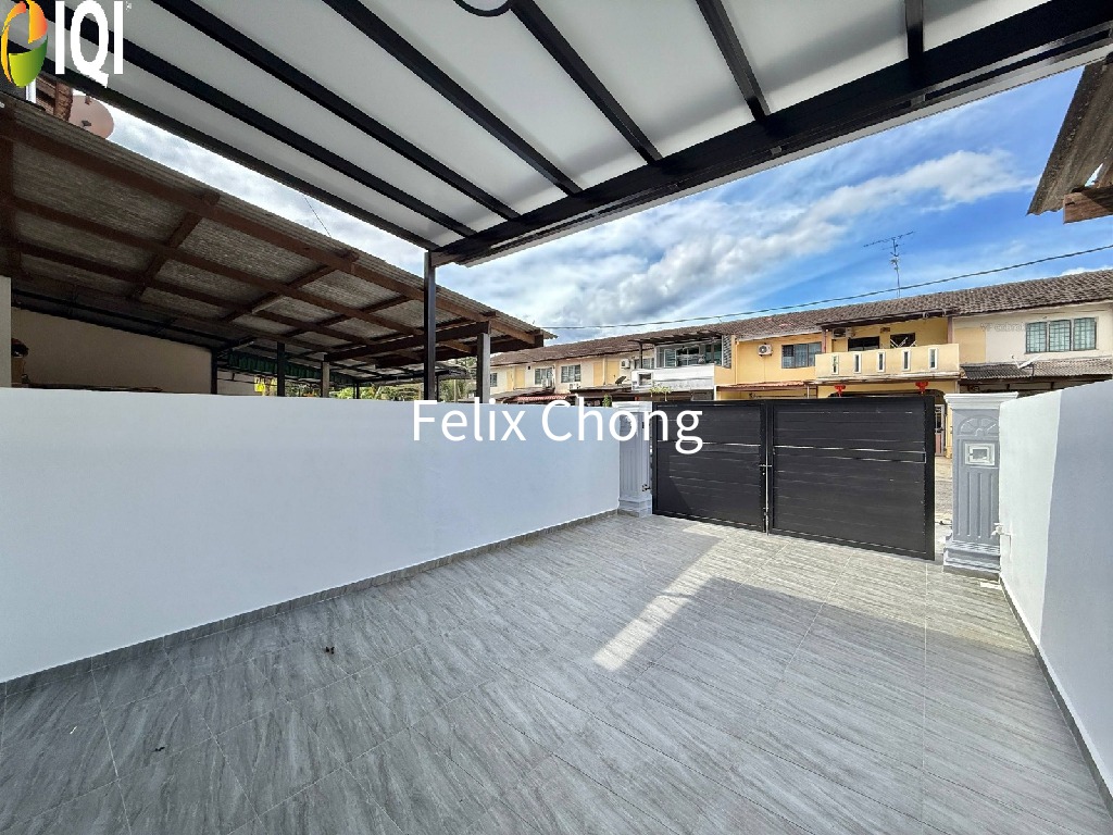 Taman Molek Double Storey Low Cost,Renovated,Johor Bahru image