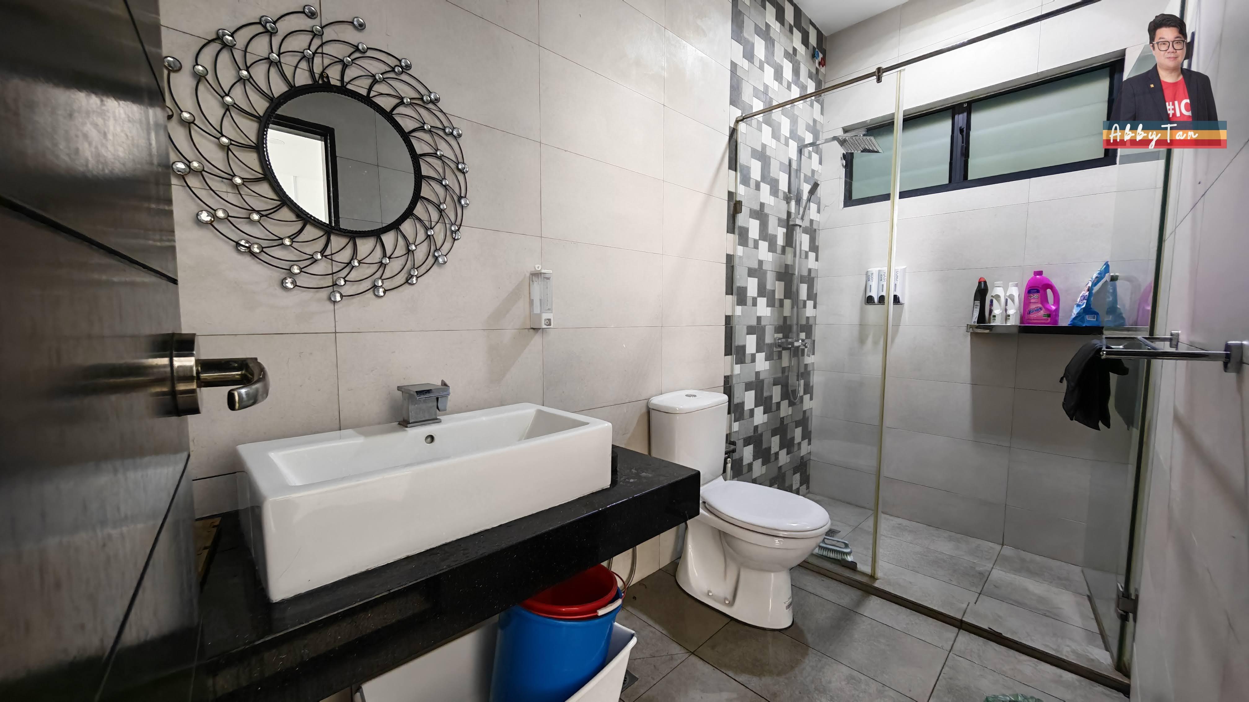 Prestige Semi-D @ Taman Manikar Likas | 3 Storey | Spacious & Renovated image