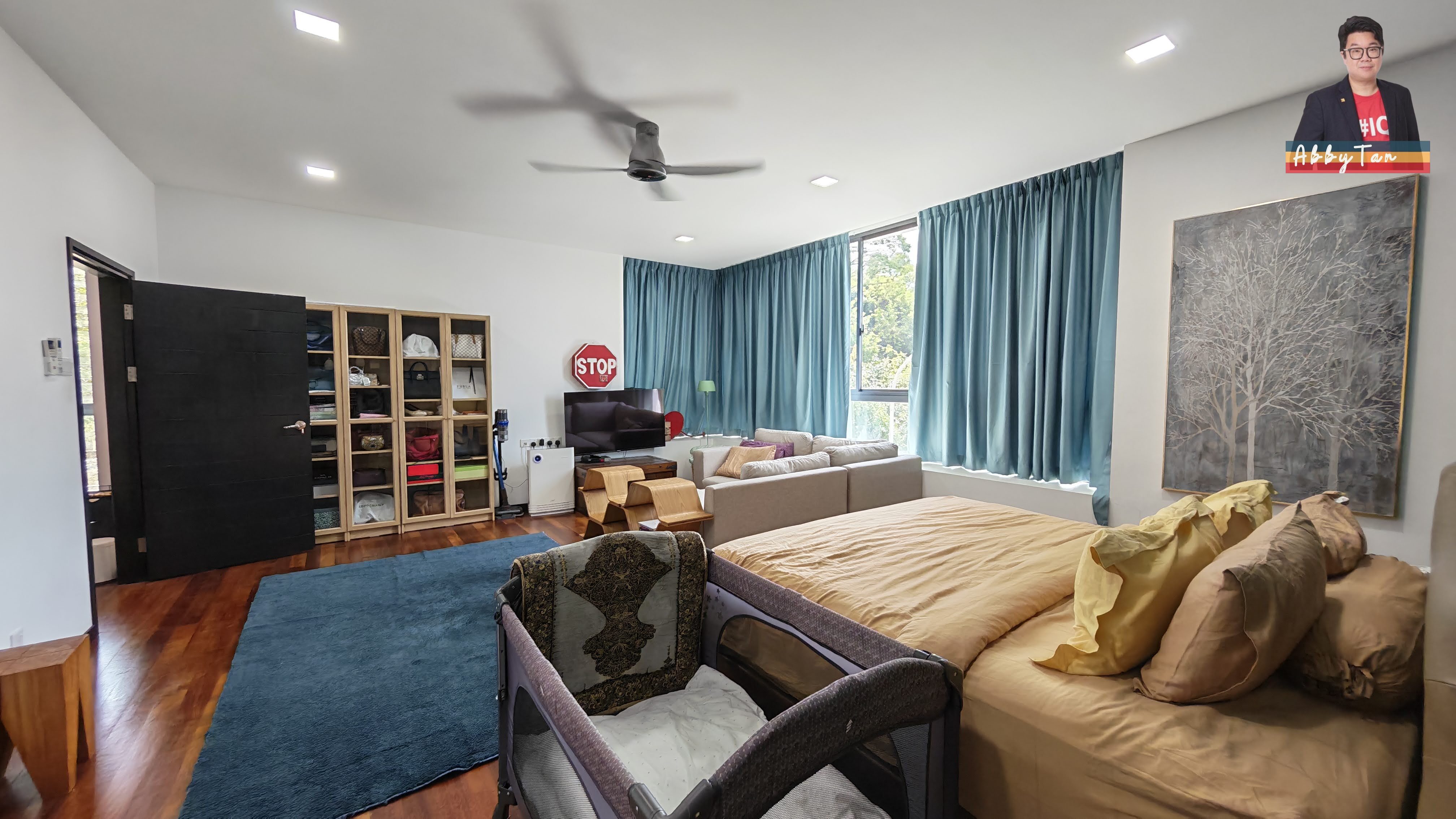 Prestige Semi-D @ Taman Manikar Likas | 3 Storey | Spacious & Renovated image