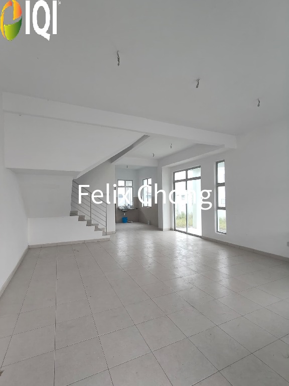 Taman Pulai Mutiara 2 Sty Endlot with Land,Bare Unit,Johor Bahru image