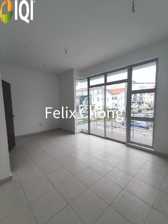 Taman Pulai Mutiara 2 Sty Endlot with Land,Bare Unit,Johor Bahru image