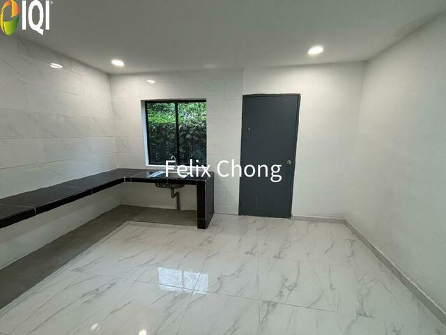 Taman Mas Double Storey Low Cost,Full Loan,Renovated,Kulai image