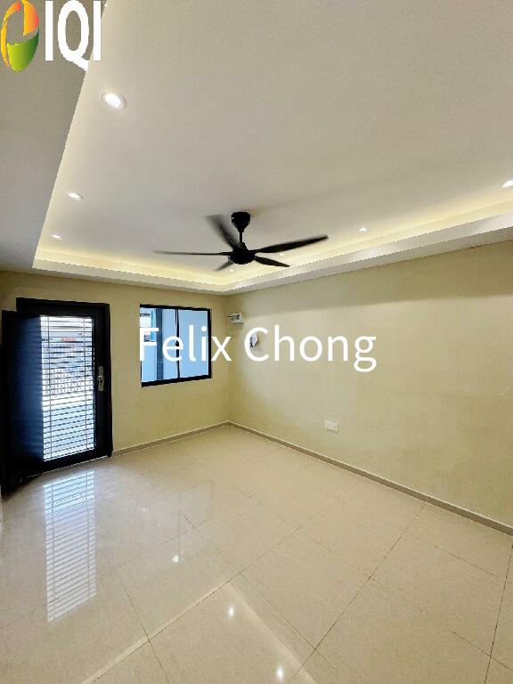 Puteri Wangsa 2 Sty Low Cost,Jalan Lading,Ulu Tiram,Renovated,Full Loan image