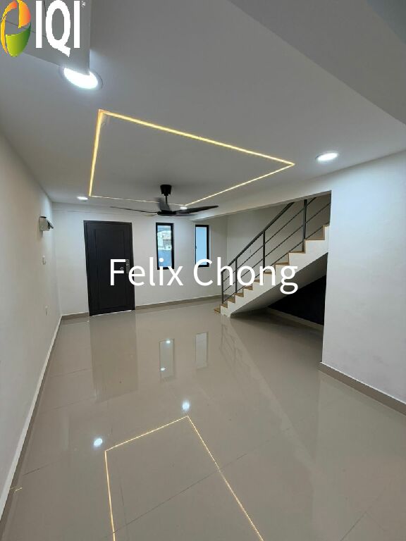 Taman Johor Jaya 2 Sty Low Cost,Jalan Teratai,Johor Bahru,Renovated image