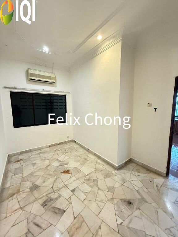 Taman Desa Jaya 1 Sty Corner Lot,Jalan Permatang,Johor Bahru,Renovated image