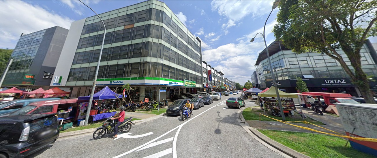 The Trillium @Lake Fields image