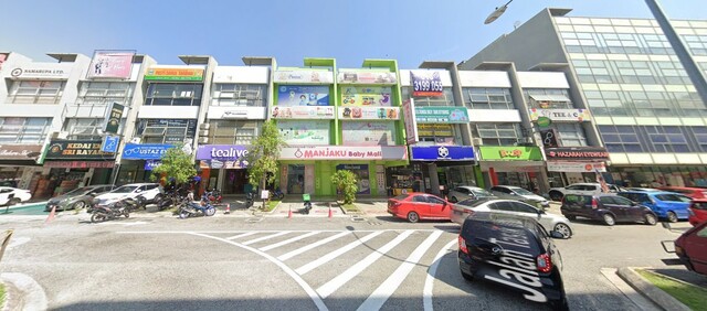 The Trillium @Lake Fields image