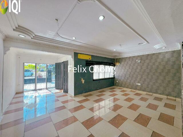 Taman Sentosa 2 Sty Terrace,Jalan Benang,Johor Bahru,Renovated,Extend image