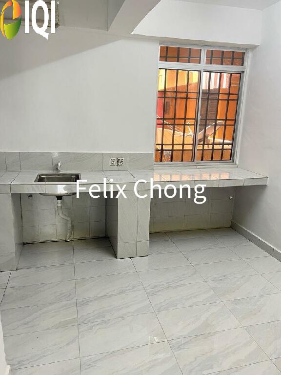 Temenggong Low Cost Flat,Level 2,Kulai,Renovated,Low Floor,Indahpura image