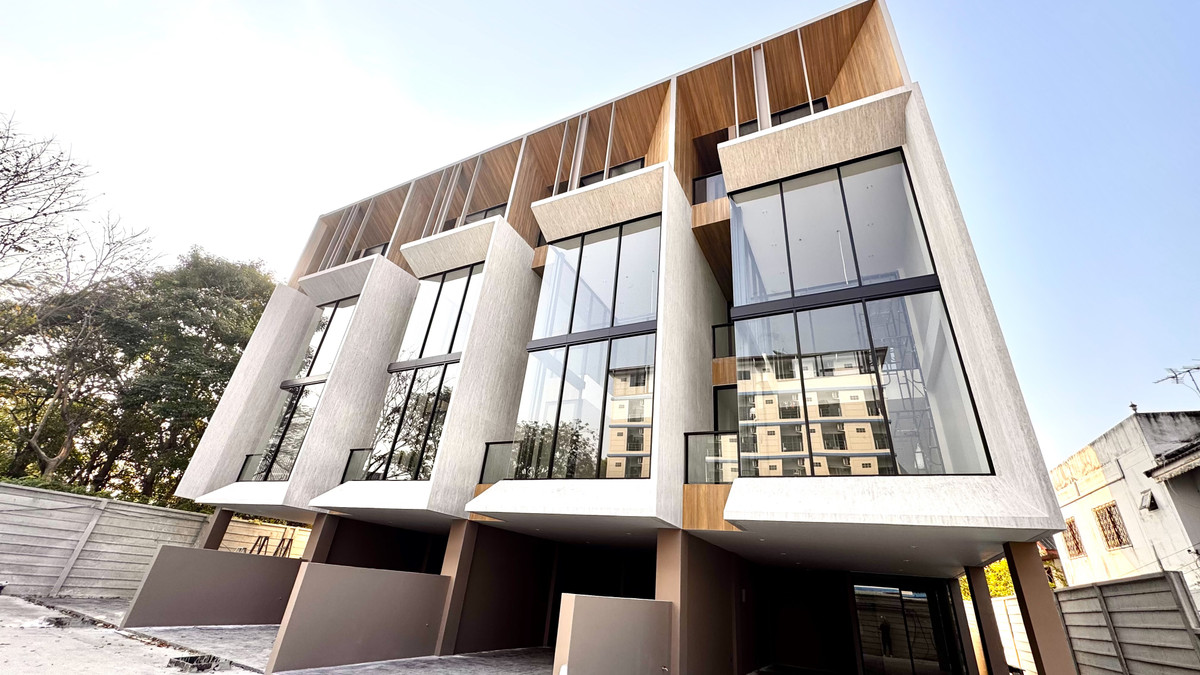 Bizhaus Changwattana image