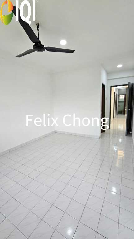 Tanjung Puteri Apartment,Pasir Gudang,Level 4,Bumi Lot,Renovated image