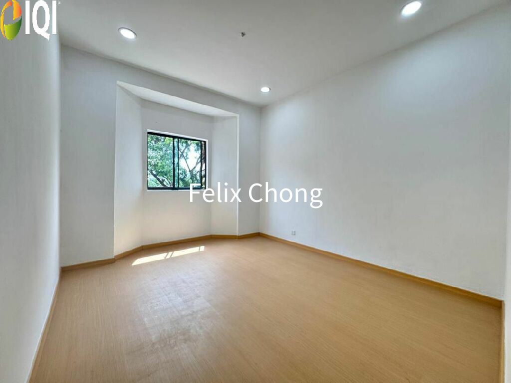 Plentong Baru 2 Sty Terrace,Renovated,Permas Jaya,Masai,Extend image