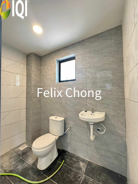 Plentong Baru 2 Sty Terrace,Renovated,Permas Jaya,Masai,Extend image