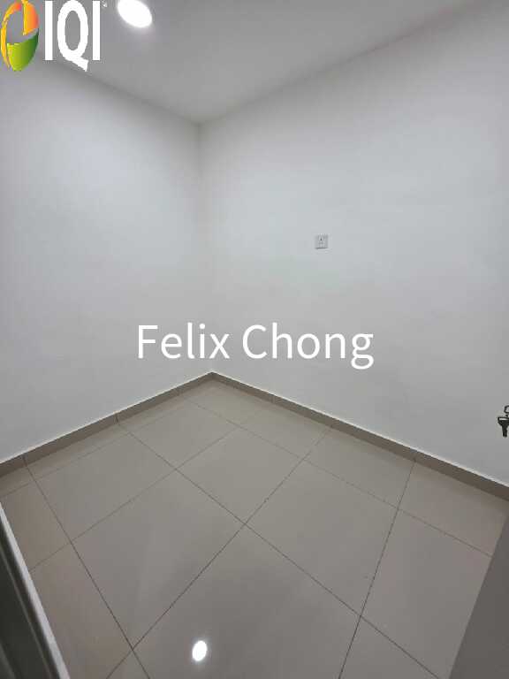 Taman Rinting 2 Sty Low Cost,Jalan Gelam,Masai,Renovated,Unblock image