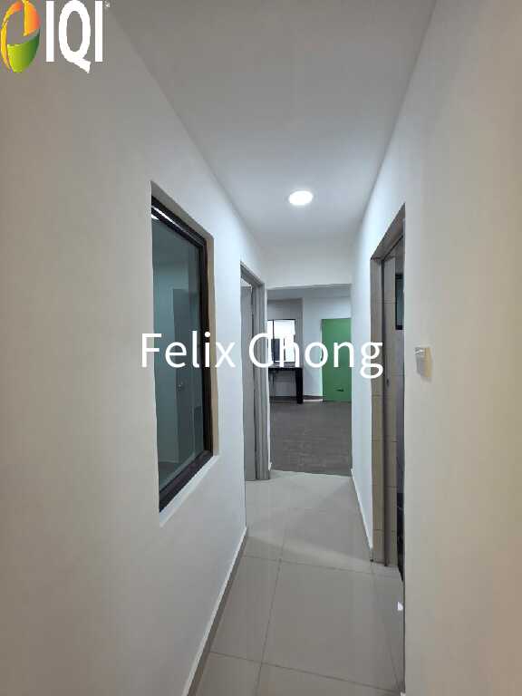 Taman Rinting 2 Sty Low Cost,Jalan Gelam,Masai,Renovated,Unblock image