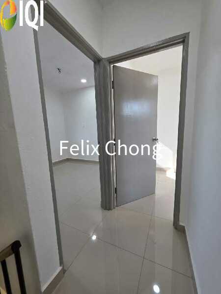 Taman Rinting 2 Sty Low Cost,Jalan Gelam,Masai,Renovated,Unblock