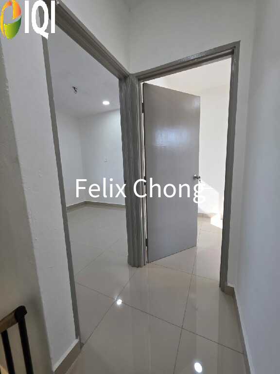 Taman Rinting 2 Sty Low Cost,Jalan Gelam,Masai,Renovated,Unblock image