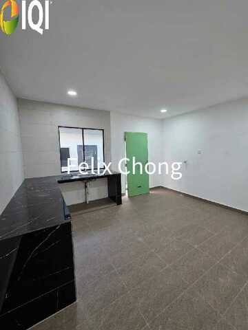 Taman Rinting 2 Sty Low Cost,Jalan Gelam,Masai,Renovated,Unblock image