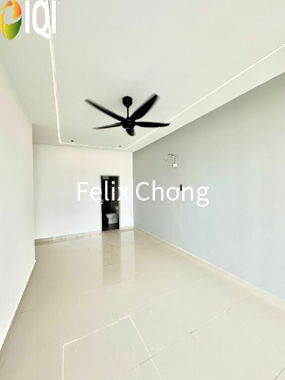 Palazio Apartment,High Floor,Pool View,Full Loan,Taman Mount Austin image