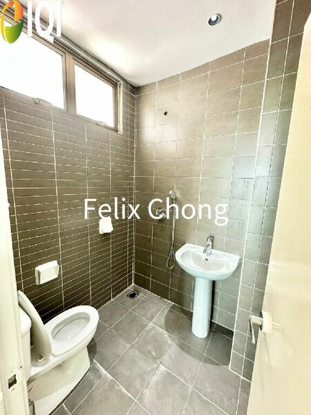 Palazio Apartment,High Floor,Pool View,Full Loan,Taman Mount Austin