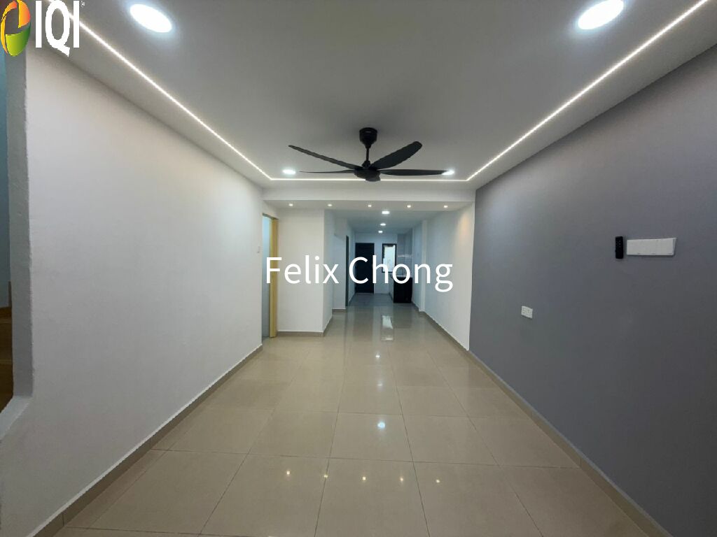 Taman Damai Jaya 2 Sty Low Cost,Jalan Makmur,Skudai,Renovated,Extend image