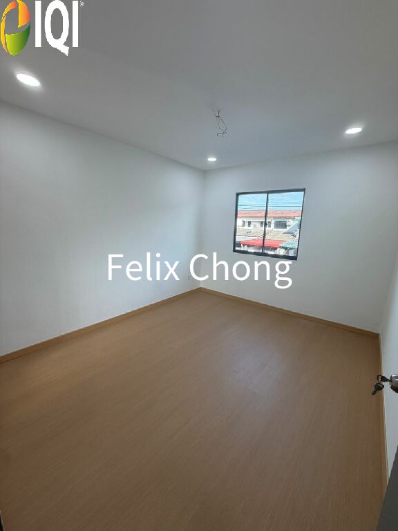 Taman Damai Jaya 2 Sty Low Cost,Jalan Makmur,Skudai,Renovated,Extend image