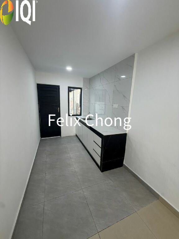 Taman Damai Jaya 2 Sty Low Cost,Jalan Makmur,Skudai,Renovated,Extend image