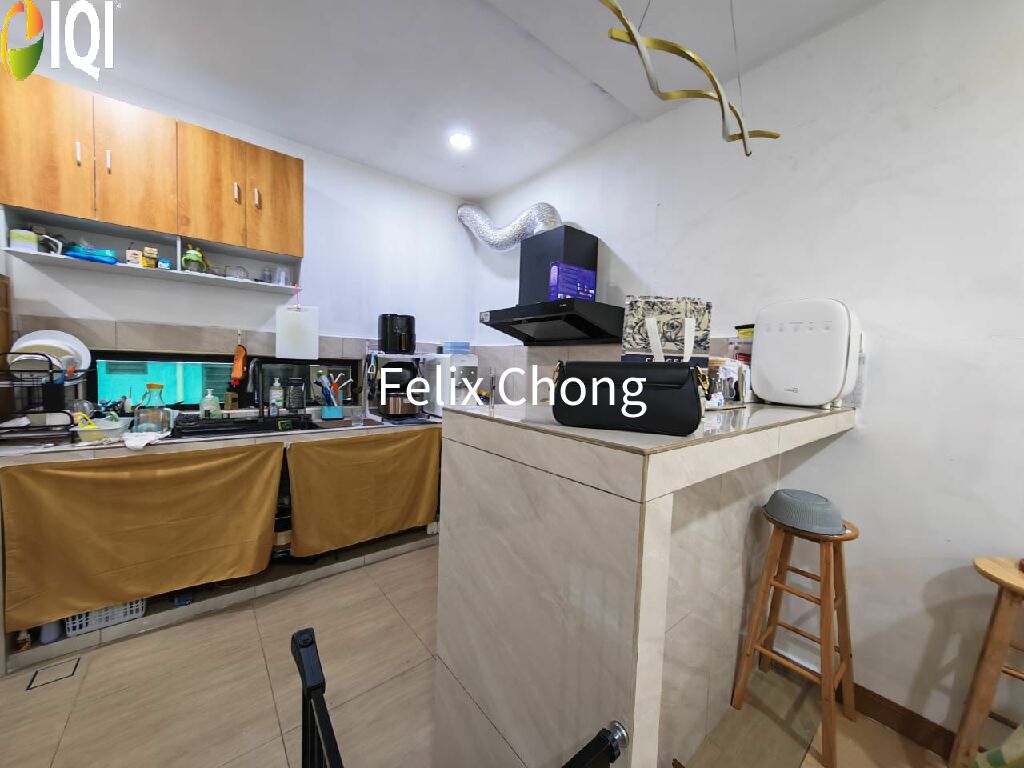 Taman Pulai Utama 1 Sty Endlot with Land,Jalan Pulai,Skudai,Full Loan image