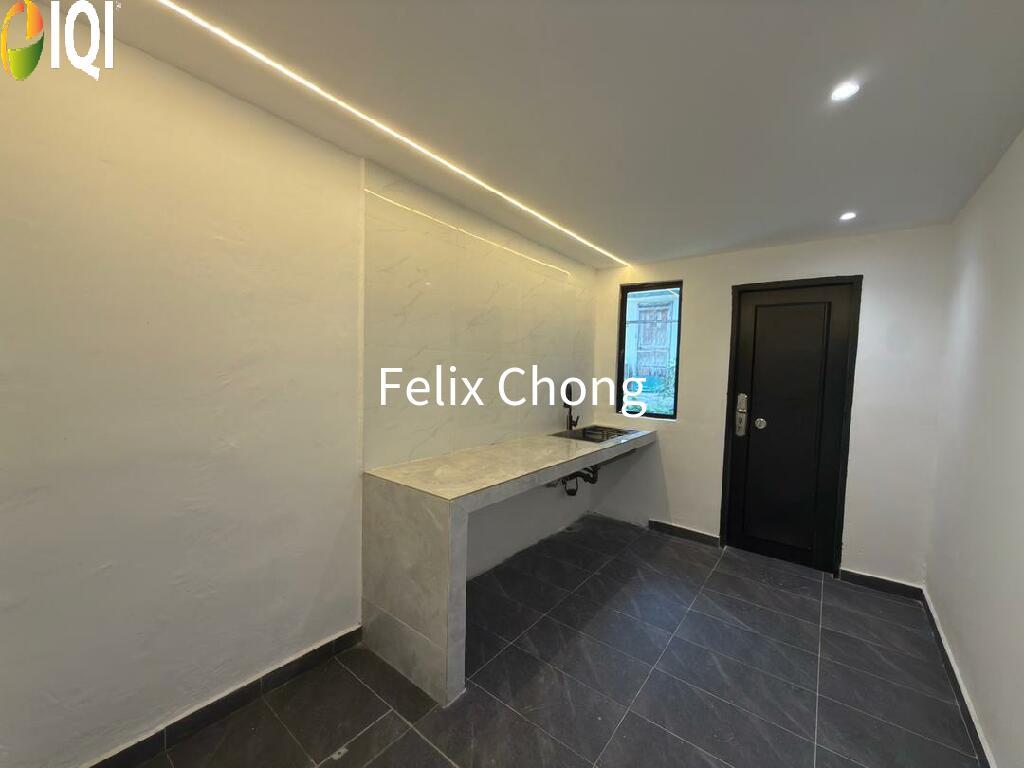 Permas Jaya 2 Sty Low Cost,Renovated,Extend,Johor Bahru,Jalan Permas image