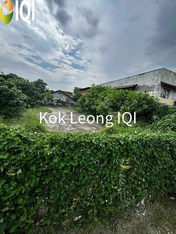 [REBUILD POTENTIAL] 4,500sf Flat Land Bungalow @ Seksyen 1, PJ Old Town image
