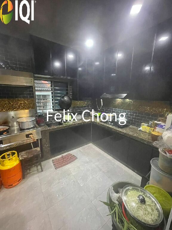 Taman Kempas Indah 1 Sty Terrace,Renovated,Extend,Johor Bahru image