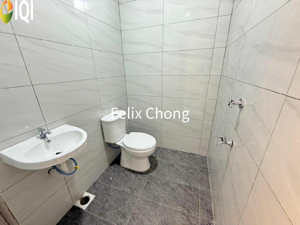 Bandar Seri Alam 1 Sty Terrace,Jalan Suria,Masai,Unblock View,Bumi Lot image