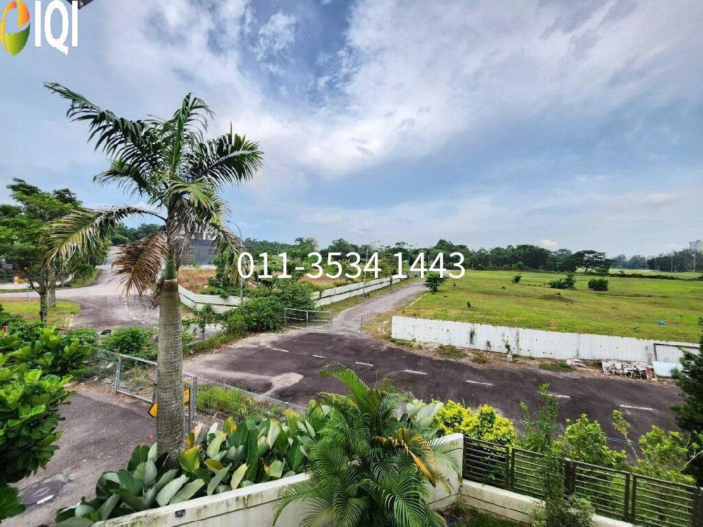 Ponderosa Green image