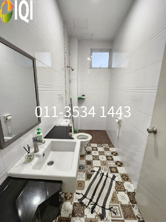 Ponderosa Green image