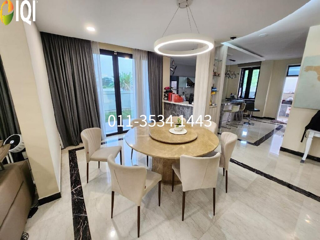 Ponderosa Green image