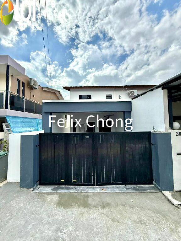 Taman Damai Jaya 2 Sty Low Cost Endlot,Jalan Tenang,Skudai,Renovated image