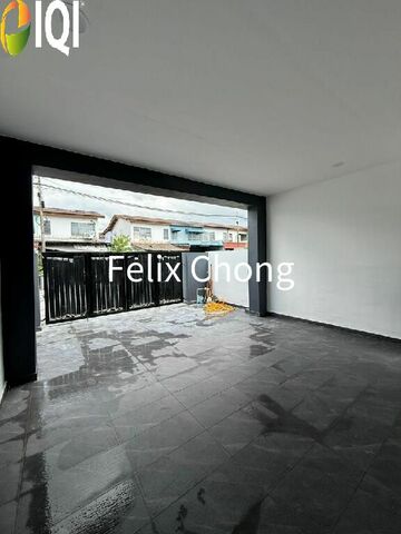 Taman Damai Jaya 2 Sty Low Cost Endlot,Jalan Tenang,Skudai,Renovated image