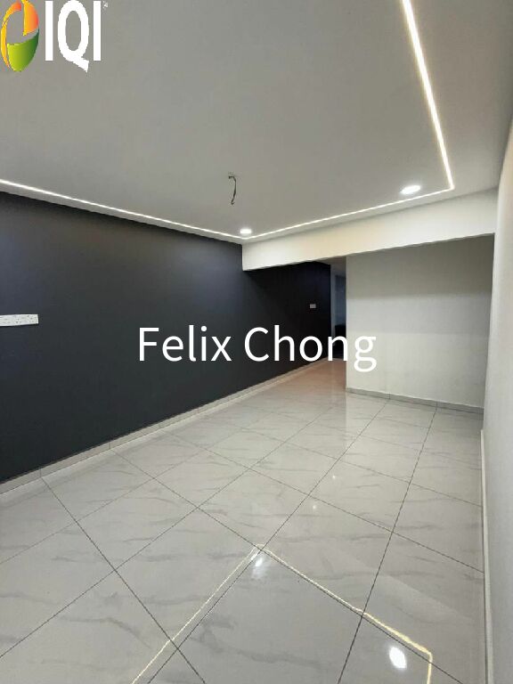 Taman Damai Jaya 2 Sty Low Cost Endlot,Jalan Tenang,Skudai,Renovated image