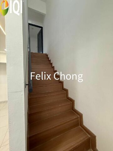 Taman Damai Jaya 2 Sty Low Cost Endlot,Jalan Tenang,Skudai,Renovated image