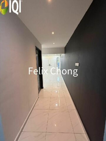 Taman Damai Jaya 2 Sty Low Cost Endlot,Jalan Tenang,Skudai,Renovated image