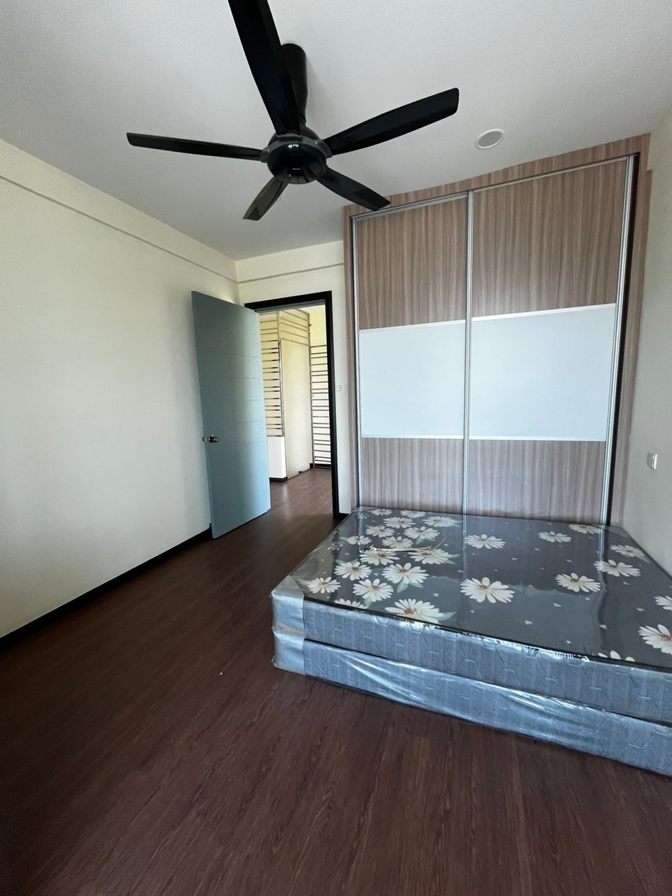 TAMAN PERTAMA PENAMPANG image