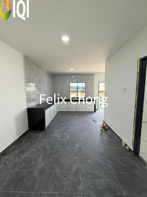 Taman Mas 1 Sty Terrace Endlot,Jalan Sabar,Kulai,Renovated,Bumi Lot image