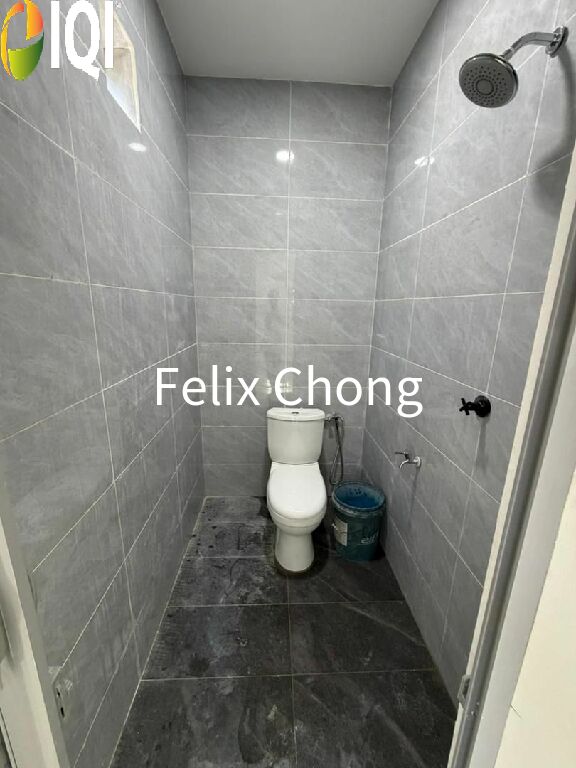 Taman Mas 1 Sty Terrace Endlot,Jalan Sabar,Kulai,Renovated,Bumi Lot image