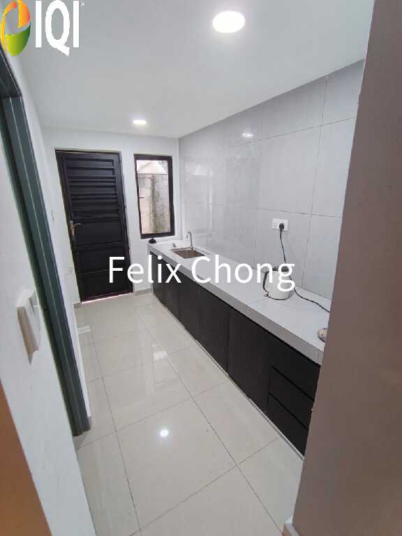 Kota Masai 2 Sty Low Cost,Renovated,Extend,Jalan Duku,Pasir Gudang image